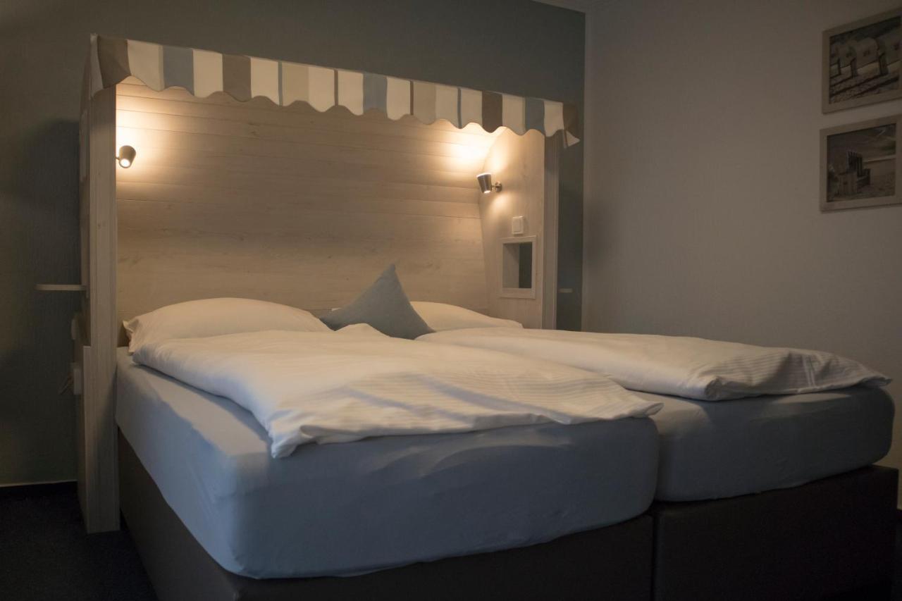 Hotel Am Friesenstrand Tossens Ngoại thất bức ảnh